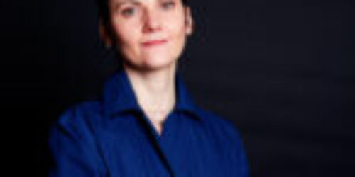 Portrait of Nicoleta Lupu, founder of LUPU Agency, expert in event photography in Madrid