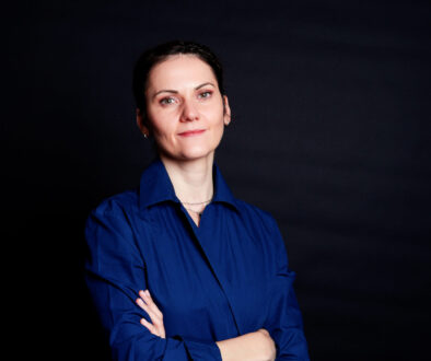 Portrait of Nicoleta Lupu, founder of LUPU Agency, expert in event photography in Madrid